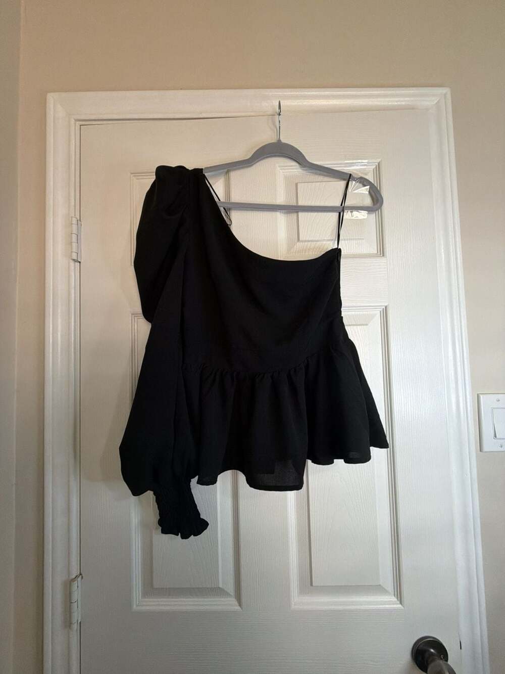 Glam One Shoulder Blouse Size M Black Puff Sleeve Ruffle Hem Top